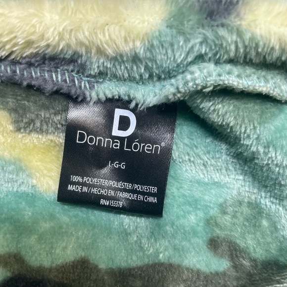 Lot Of 3 Size L Pajama Tops Long Sleeve Pull Over Button Down Mixed Colorful - Picture 7 of 15